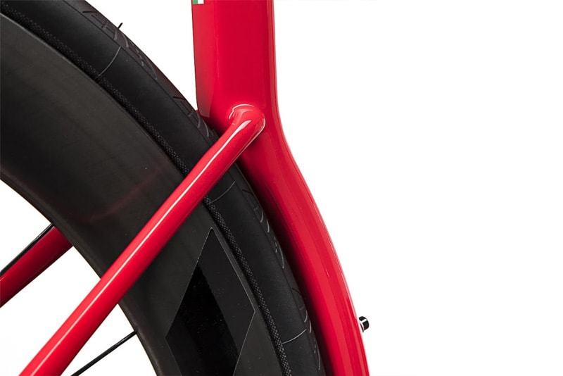 【大型商品】STRADA TEAM（ストラーダ チーム ）700C カーボンフレームセット