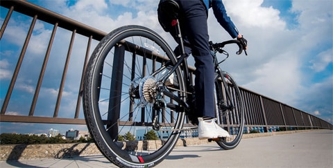 YPJ-ER 油圧式ディスクブレーキ 電動自転車 ロードバイク