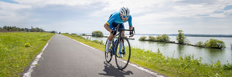 STRAUSS PRO3 SL1-H（ストラウスプロ3）ロードバイク 自転車 -26