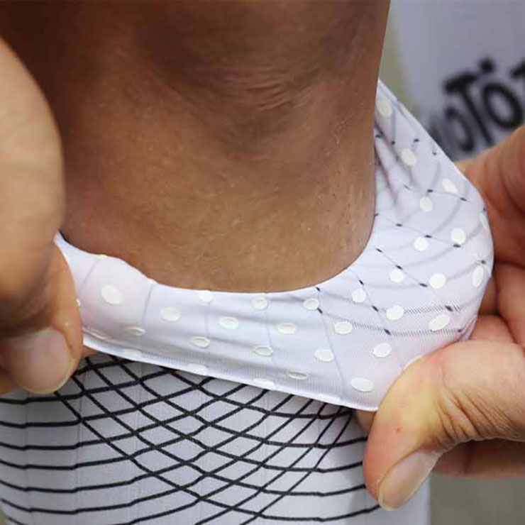 エアロレッグスリーブ レッグカバー