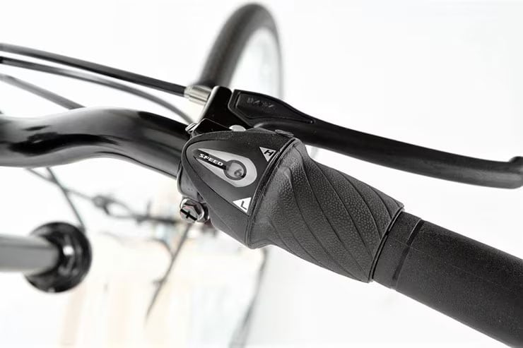 Cream Mini（クリーム ミニ）BAA206-O 20インチ 外装6段変速 ミニベロ 自転車