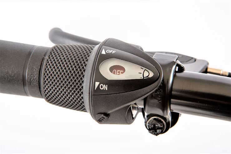 Cream Mini（クリーム ミニ）BAA206-O 20インチ 外装6段変速 ミニベロ 自転車