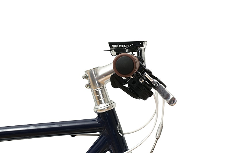 WEEKEND BIKES（ウィークエンド バイクス）-SE ホワイトカスタム クロスバイク 自転車