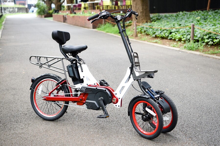 シンクロオメガ(ショート)20インチ 電動三輪車