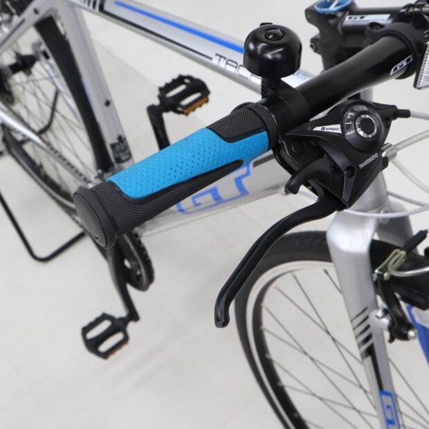 リユース】TACHYON 4.0 470mm 2012年モデル クロスバイク 自転車