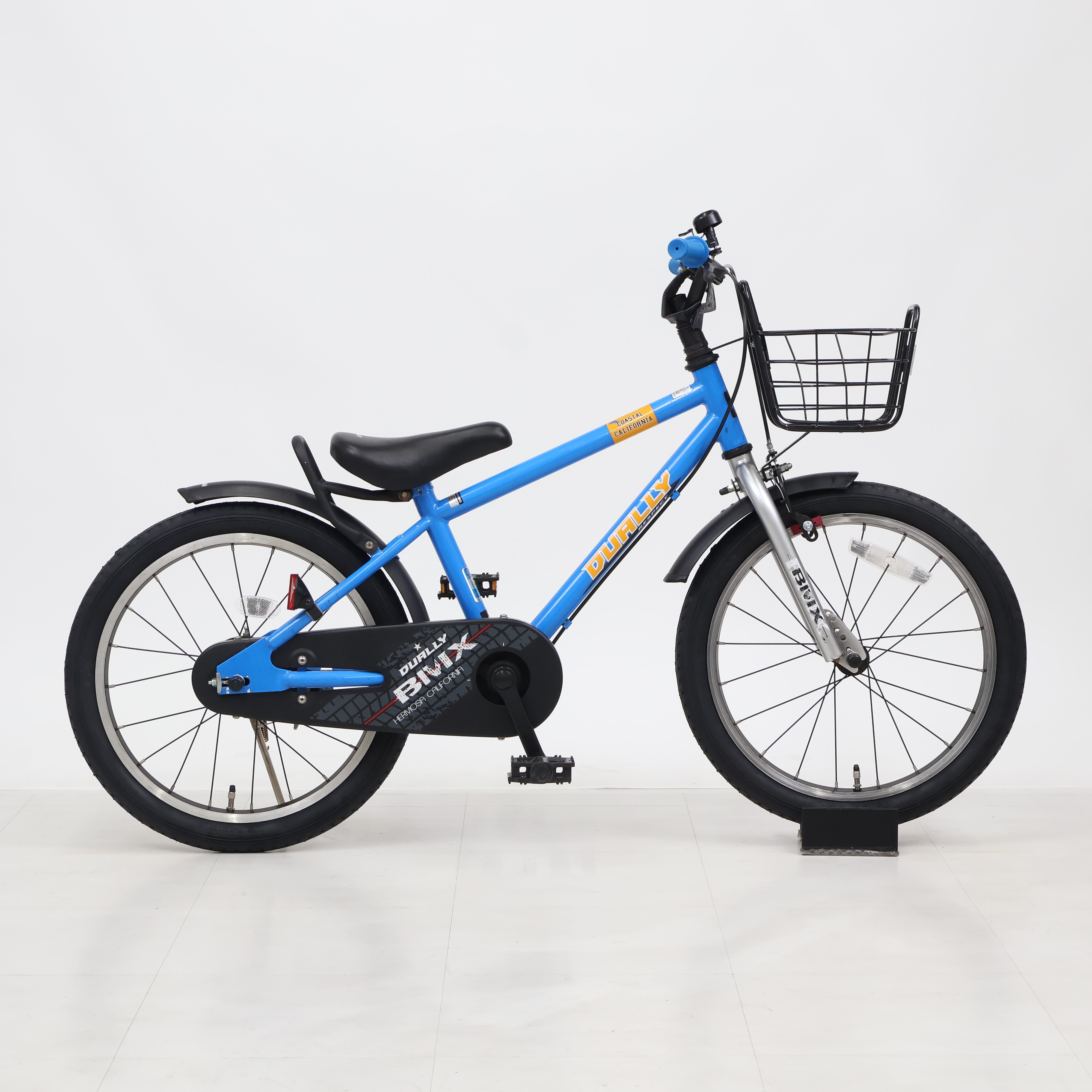 ☆引き取り限定☆世田谷区西部です。18インチ自転車　デューリー　青黒　美品 リユース】デューリー 180-N 18インチ 2023年モデル 子供用 自転車