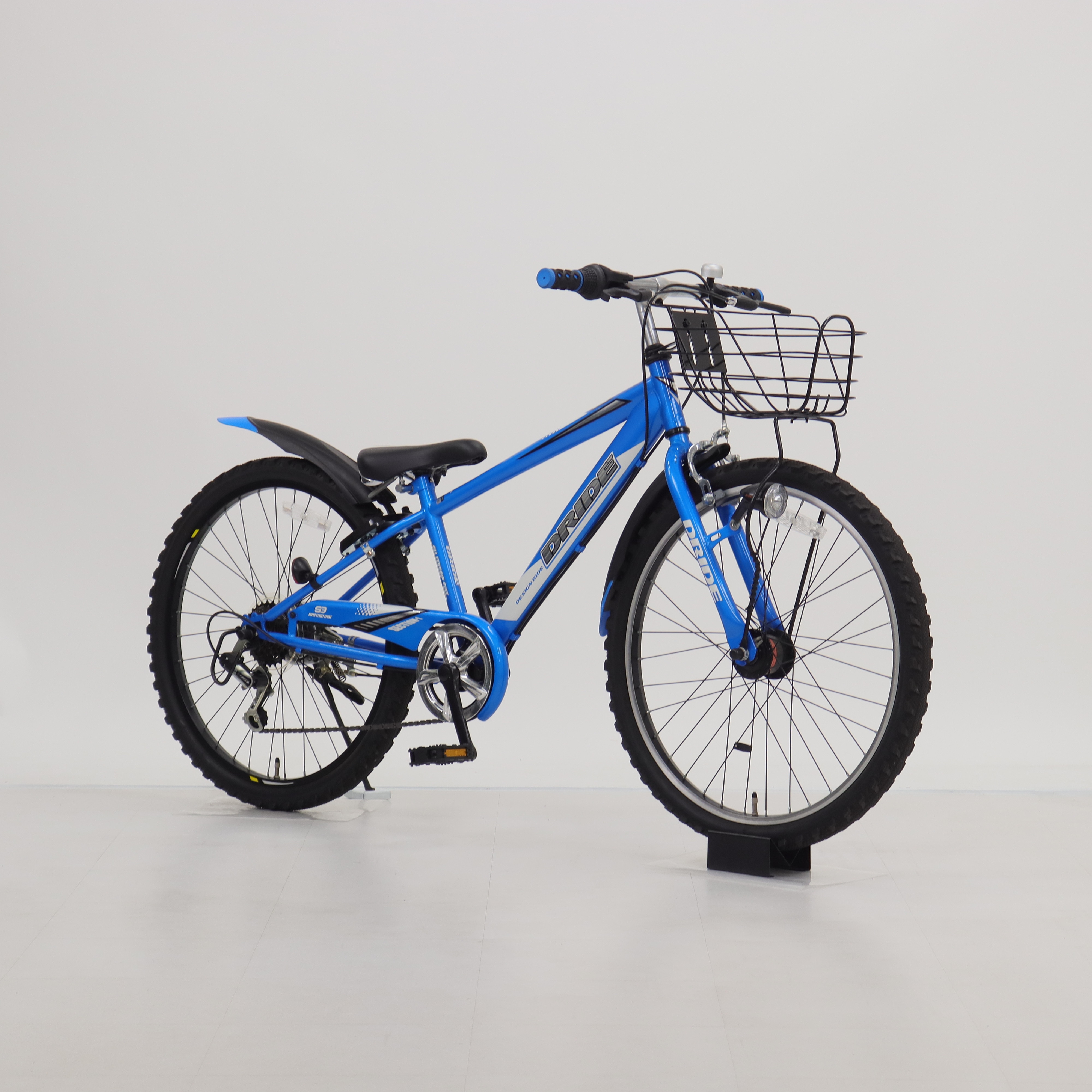 64 大阪 SOUTHERNPORT シティサイクル自転車 26インチ 6段変速 自転車