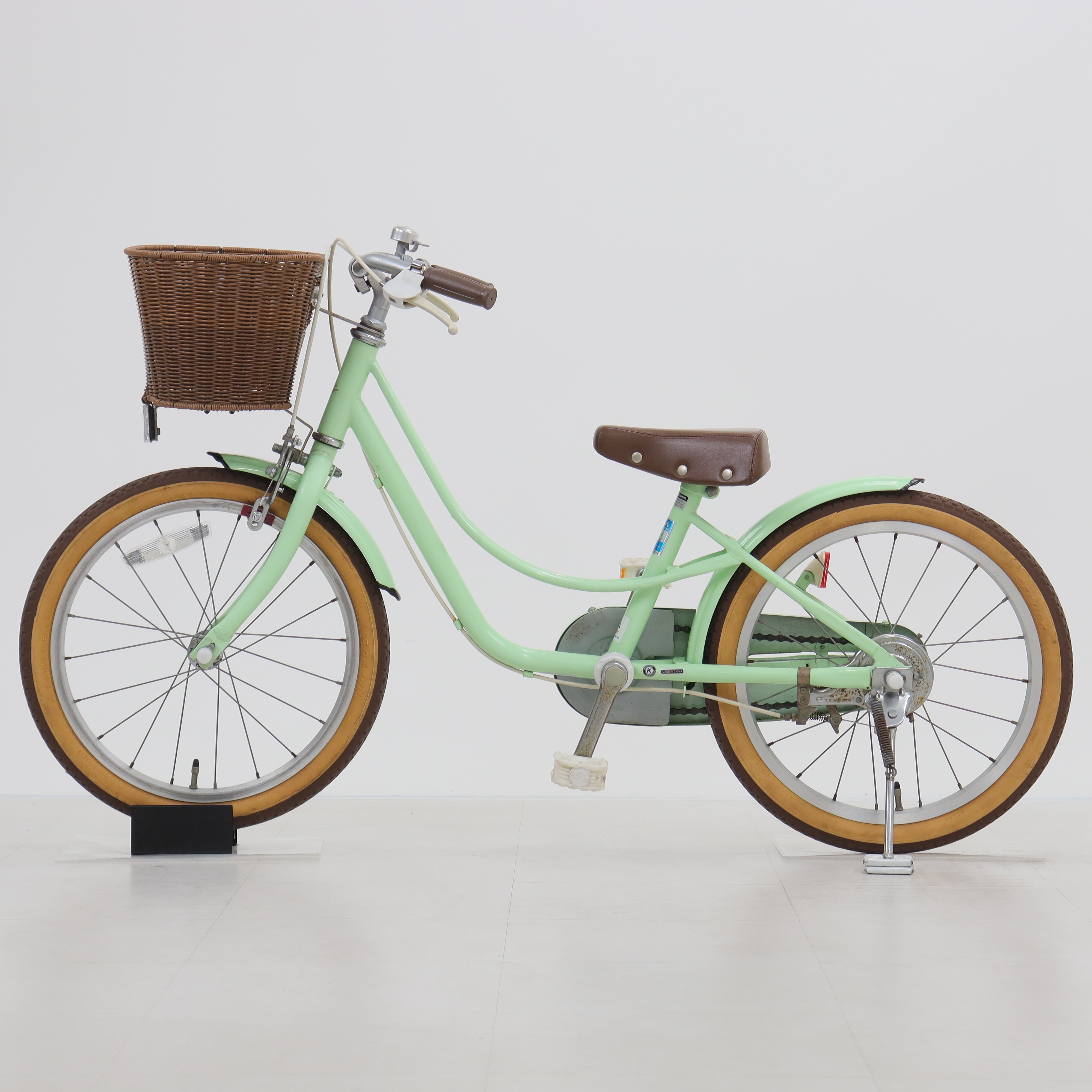 中古車　幼児用　フェリーク リトル　18インチ　美品 リユース】リトルフェリーク 18インチ 2020年モデル 子供用 自転車