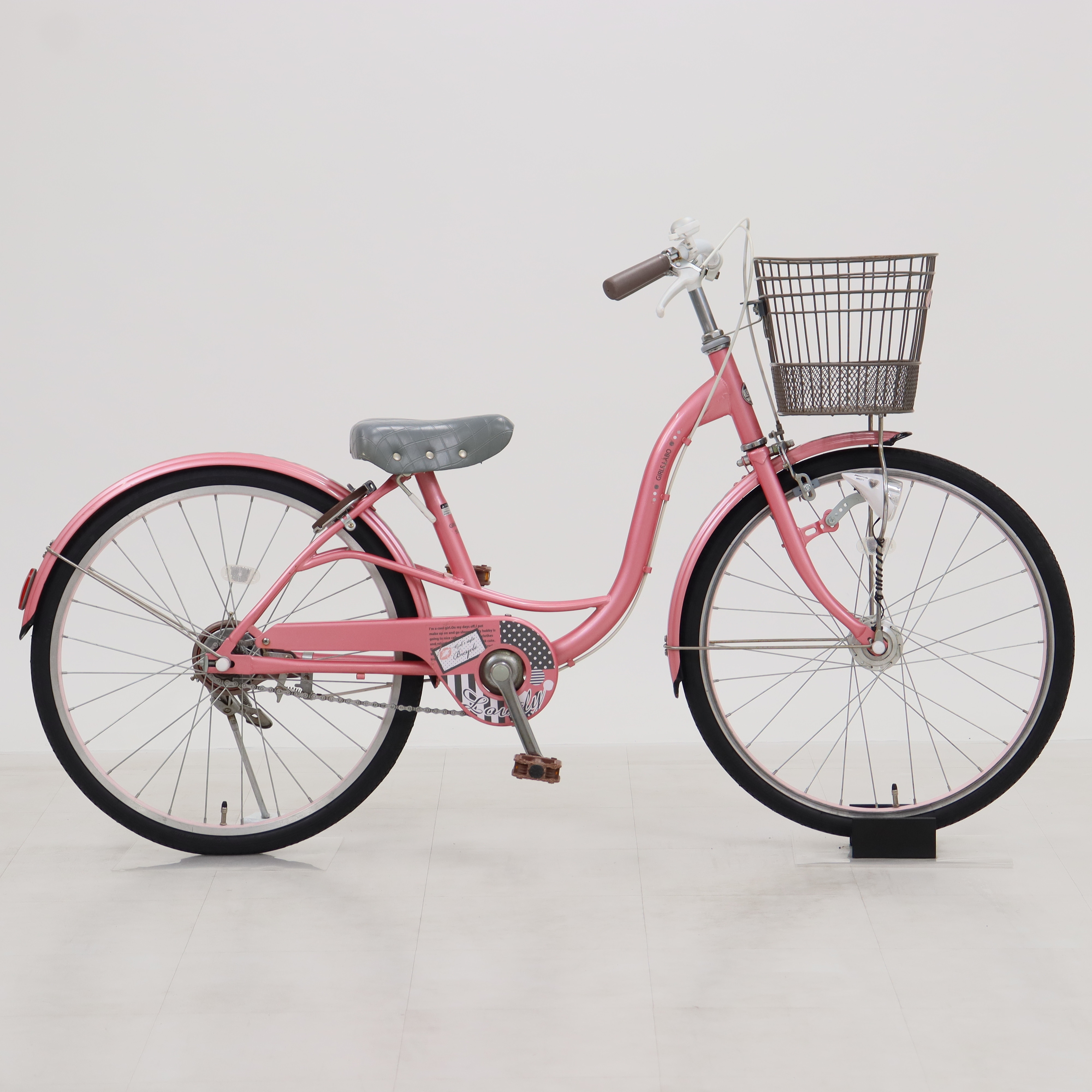 J9518　ASAHI　アサヒサイクル　キッズ自転車　GIRLS LABO　220HD-K　ピンク　22インチ　オートライト　★店頭にて試乗可★ 簡易クリーニング済　【リユースのサカイ柏店】　 中古自転車 　流山市  松戸市 我孫子市 鎌ヶ谷市 船橋市 守谷市 取手市　参考価格30,800 円 リユース】ガールズ ラボ ラブリー 220HD-K 22インチ 2021年モデル