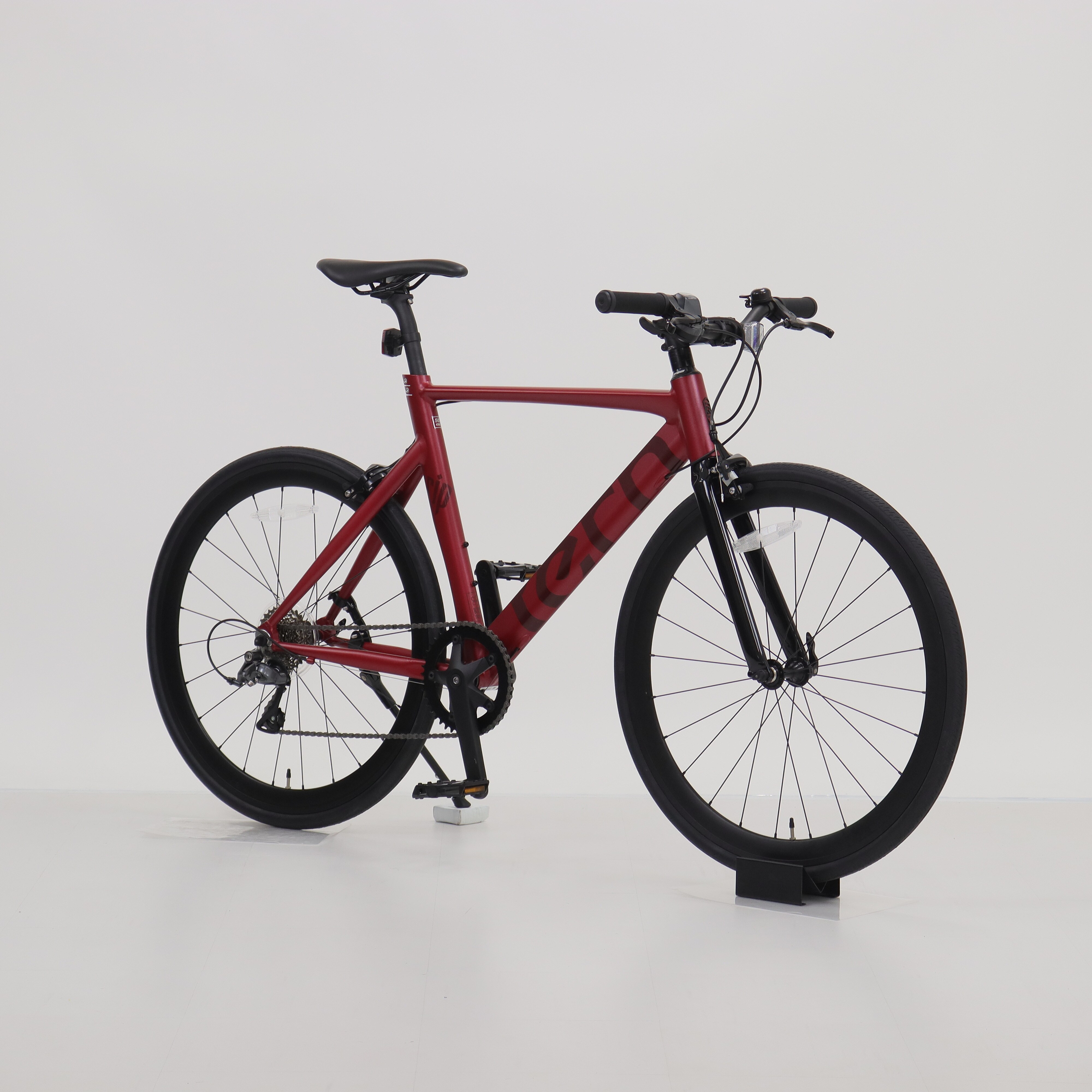 りんさん専用「赤 クロスバイク (700c)」[配達可能] 自転車】クロスバイク TB1 ティービーワン 700C 480mm 外装7段
