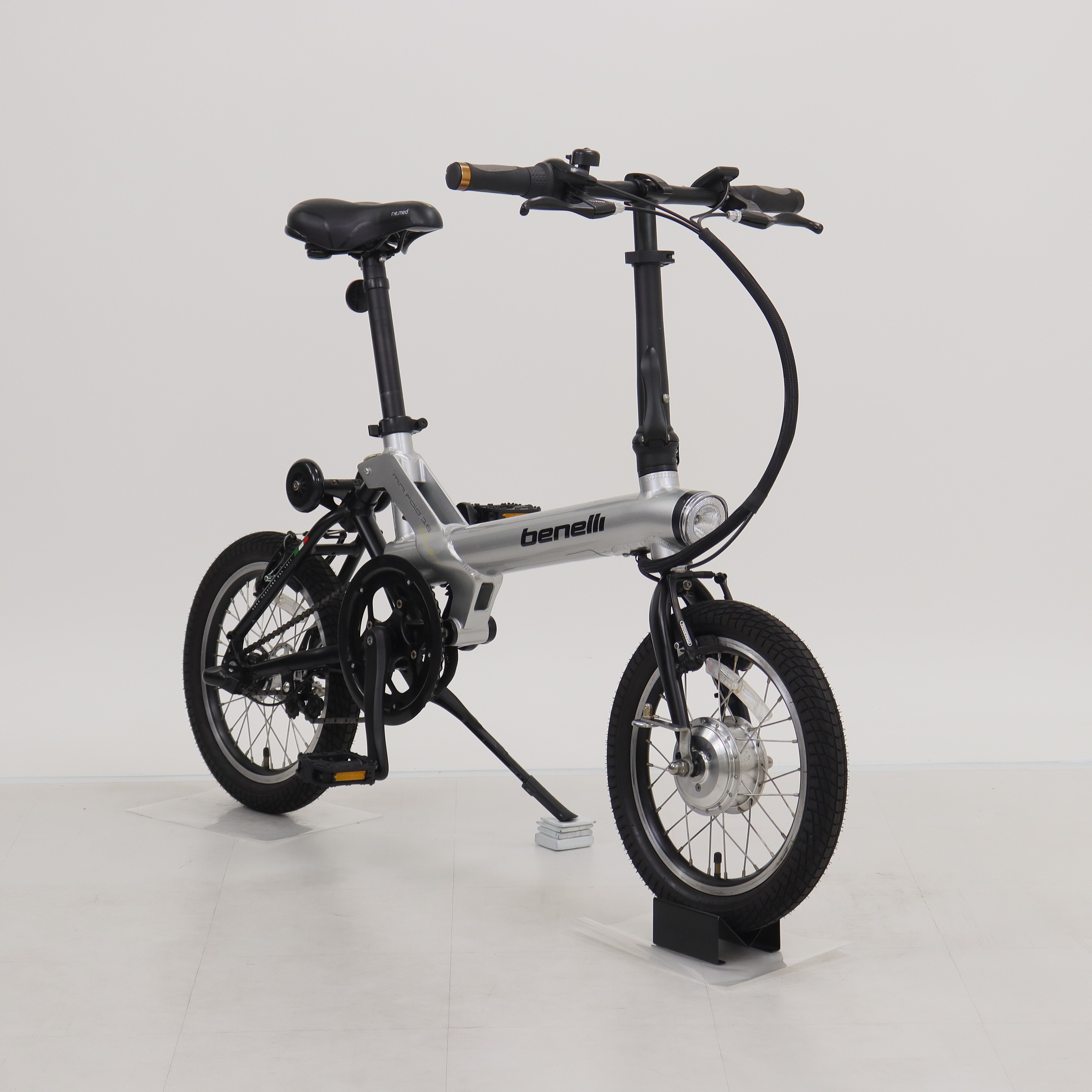 Benelli miniFold16 popular プラス 中古 電動アシスト自転車 電動
