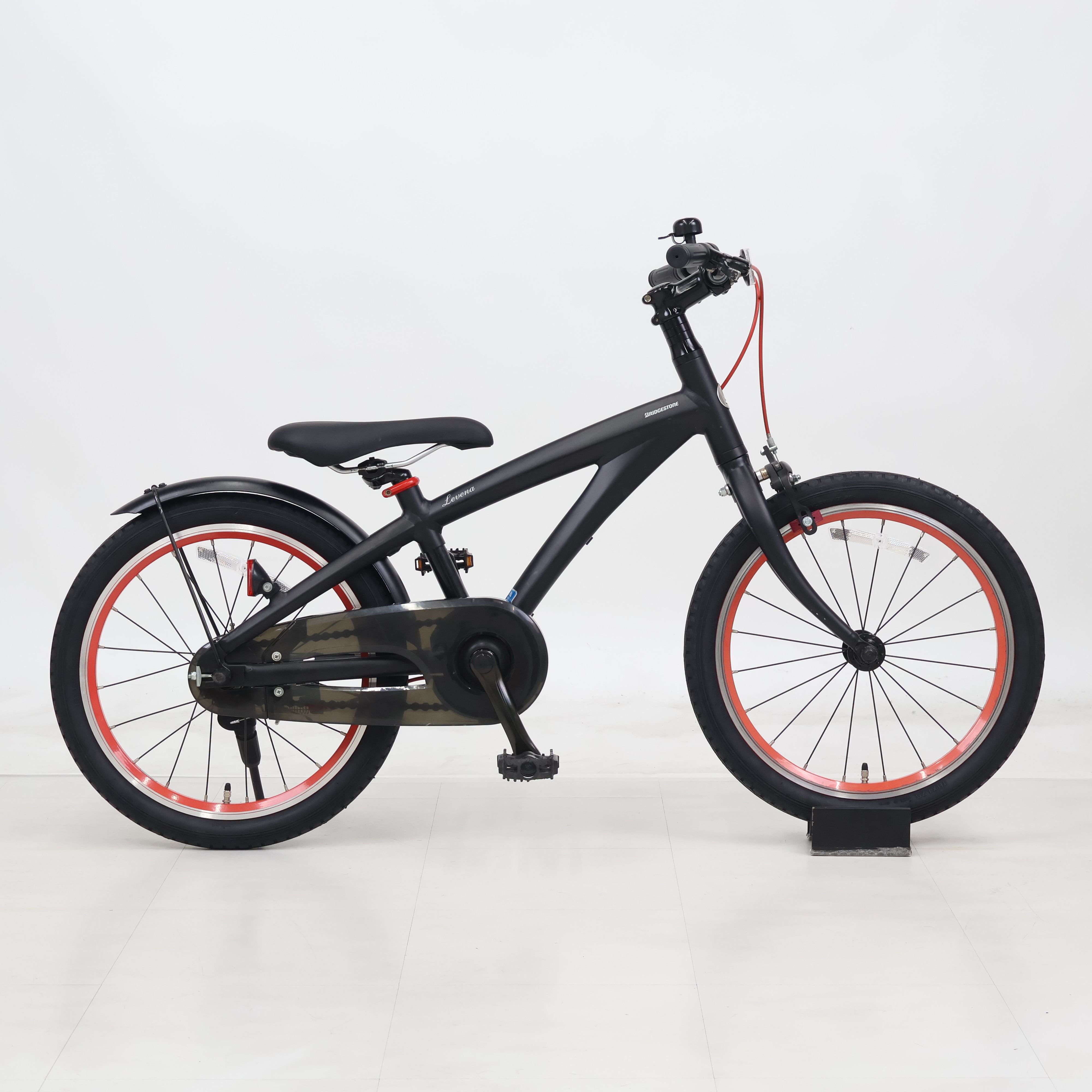 リユース】LEVENA「LV186」18インチ 2017年モデル 子供用 自転車