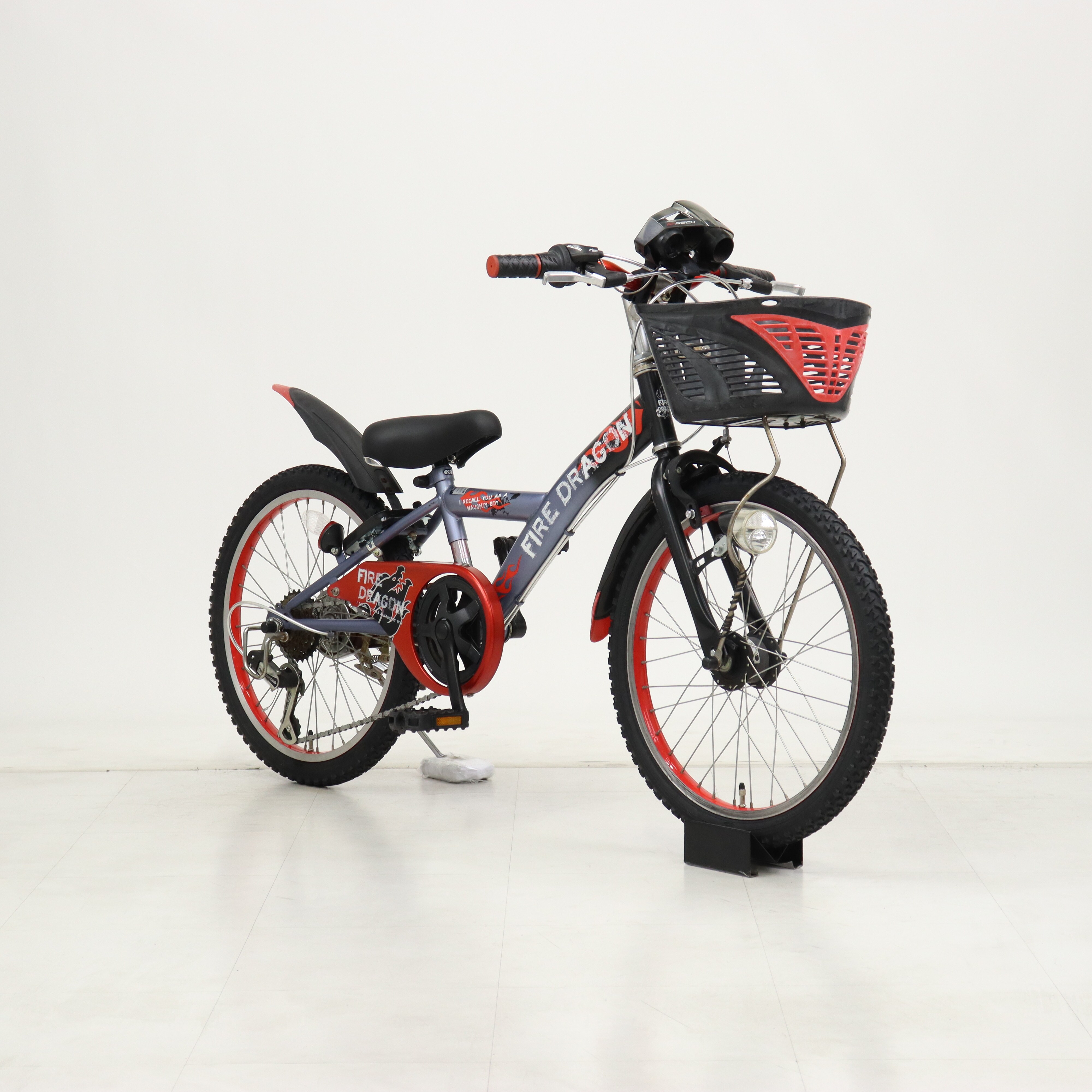 男の子　自転車　20インチ　ブラック　レッド　ファイヤードラゴン 男の子 自転車 20インチ ブラック レッド ファイヤードラゴン