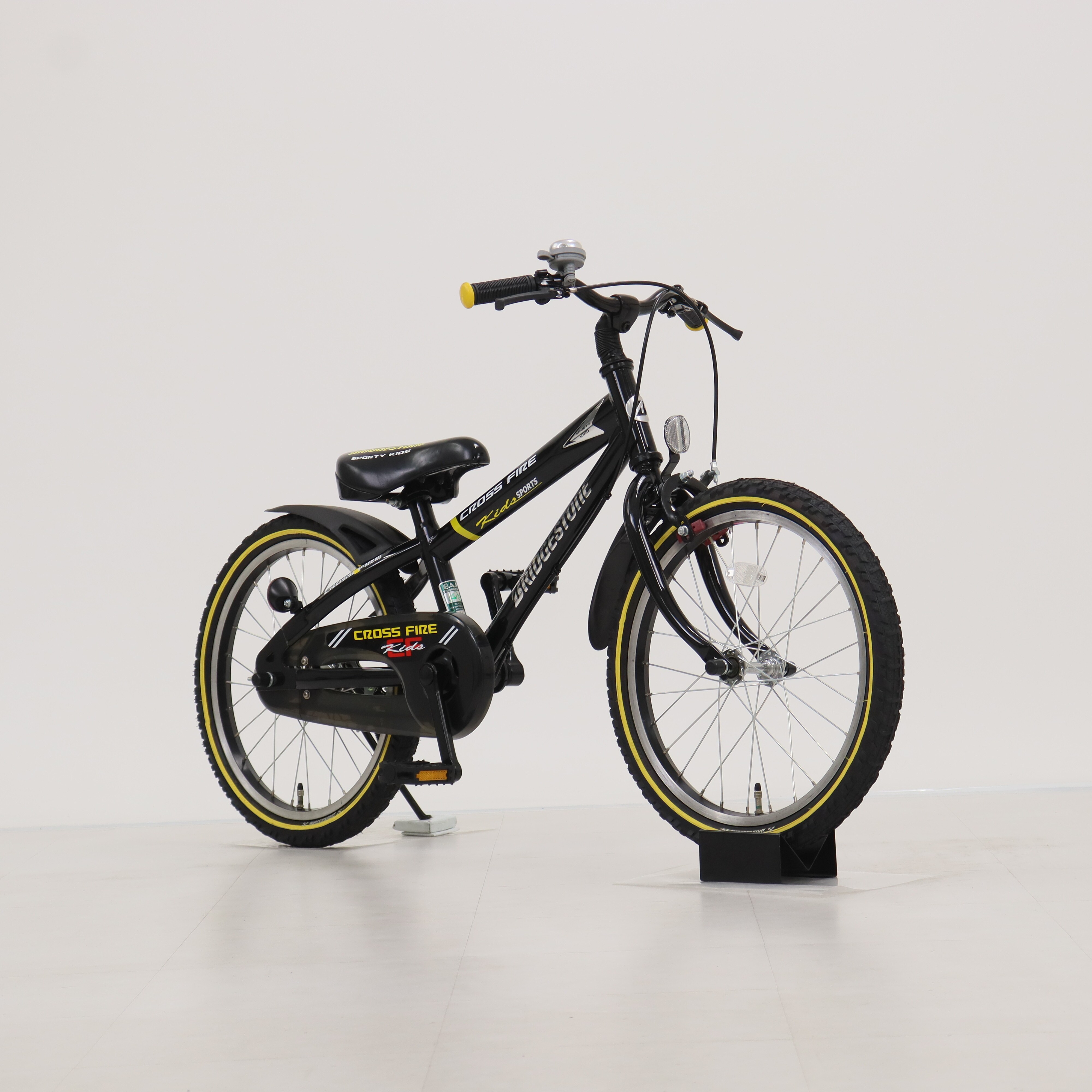 リユース】クロスファイヤーキッズスポーツ「CKS186」18インチ 2021年