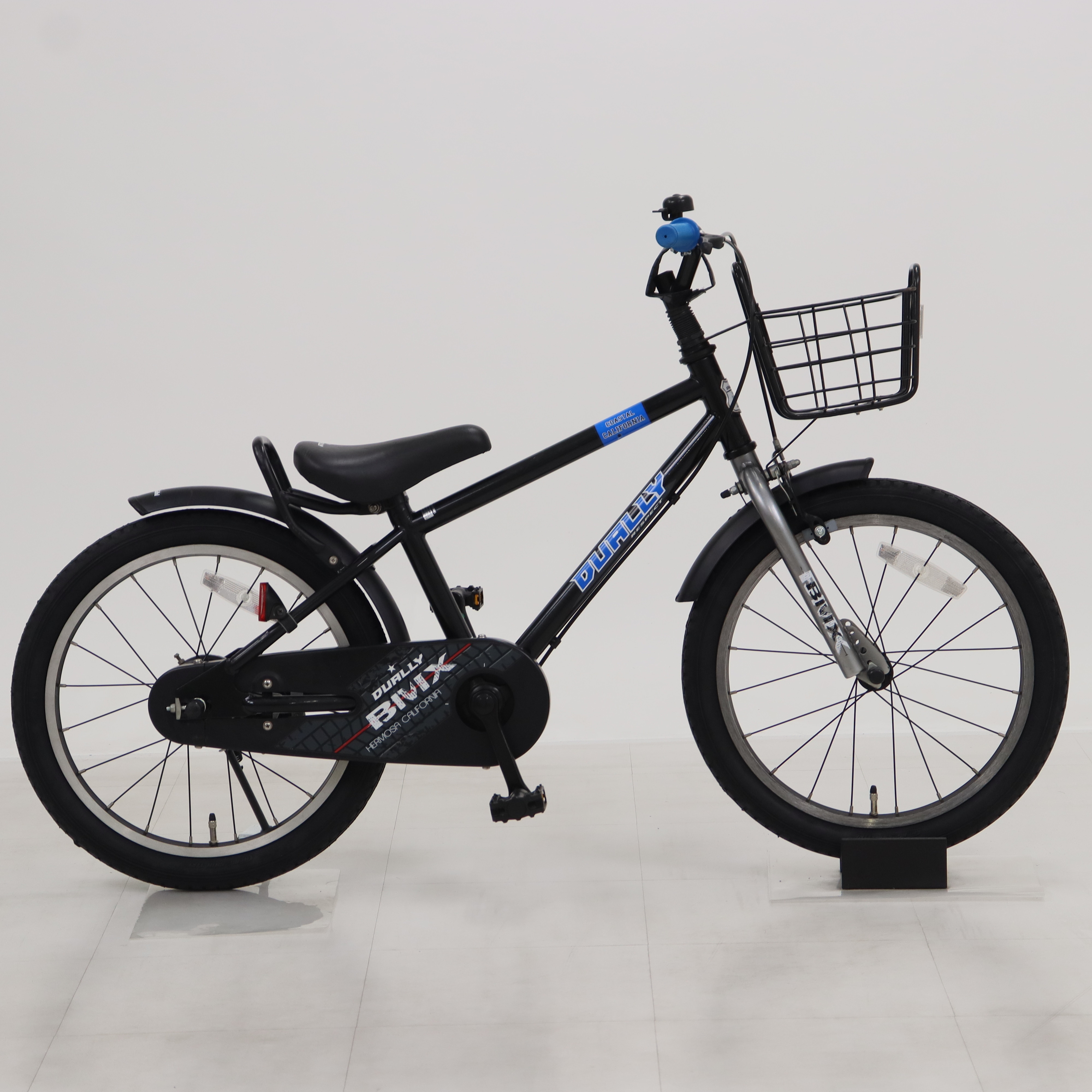 ☆引き取り限定☆世田谷区西部です。18インチ自転車　デューリー　青黒　美品 リユース】デューリー 180-K 18インチ 2020年モデル 子供用 自転車