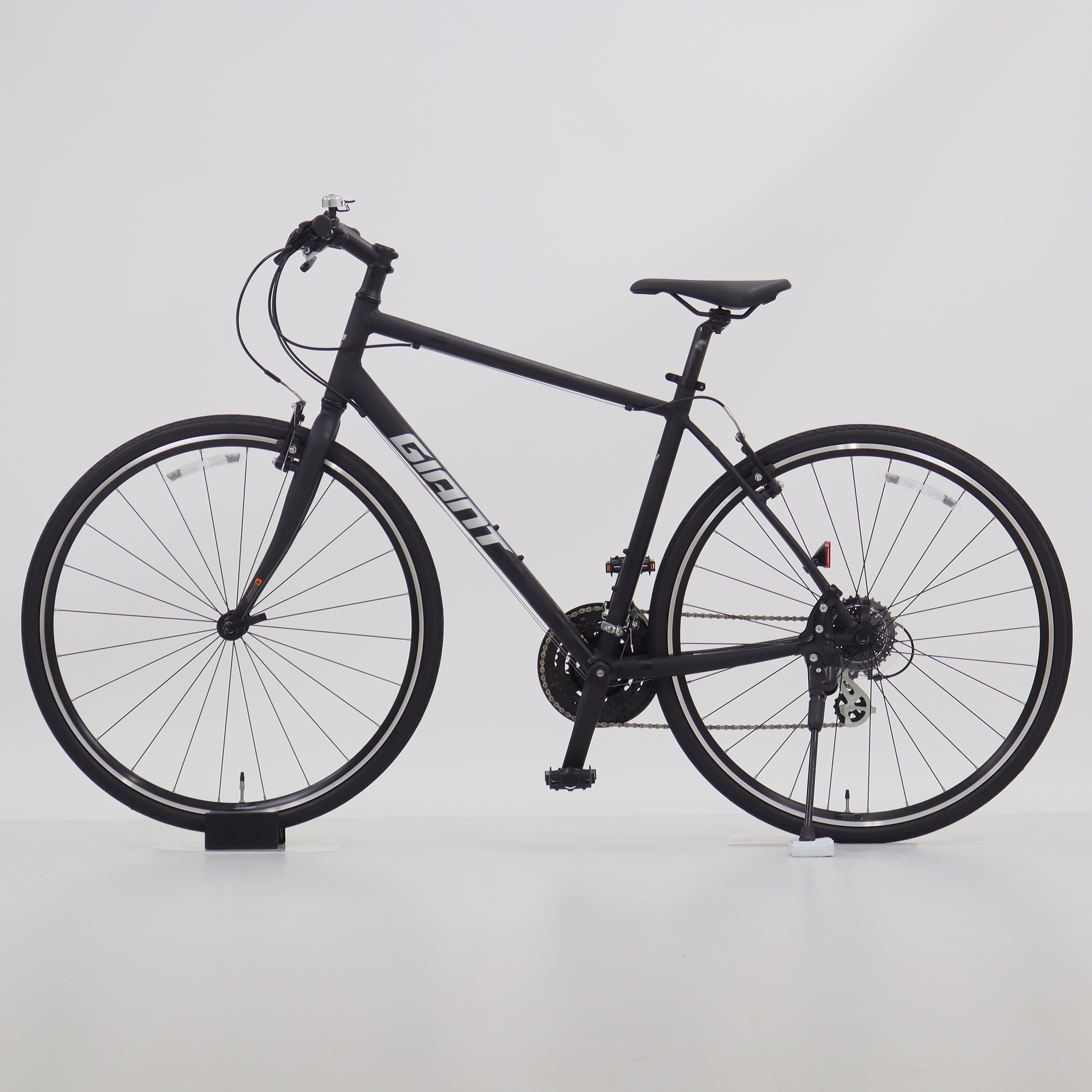 整備済みリユースクロスバイク】GIANT / ESCAPE R3