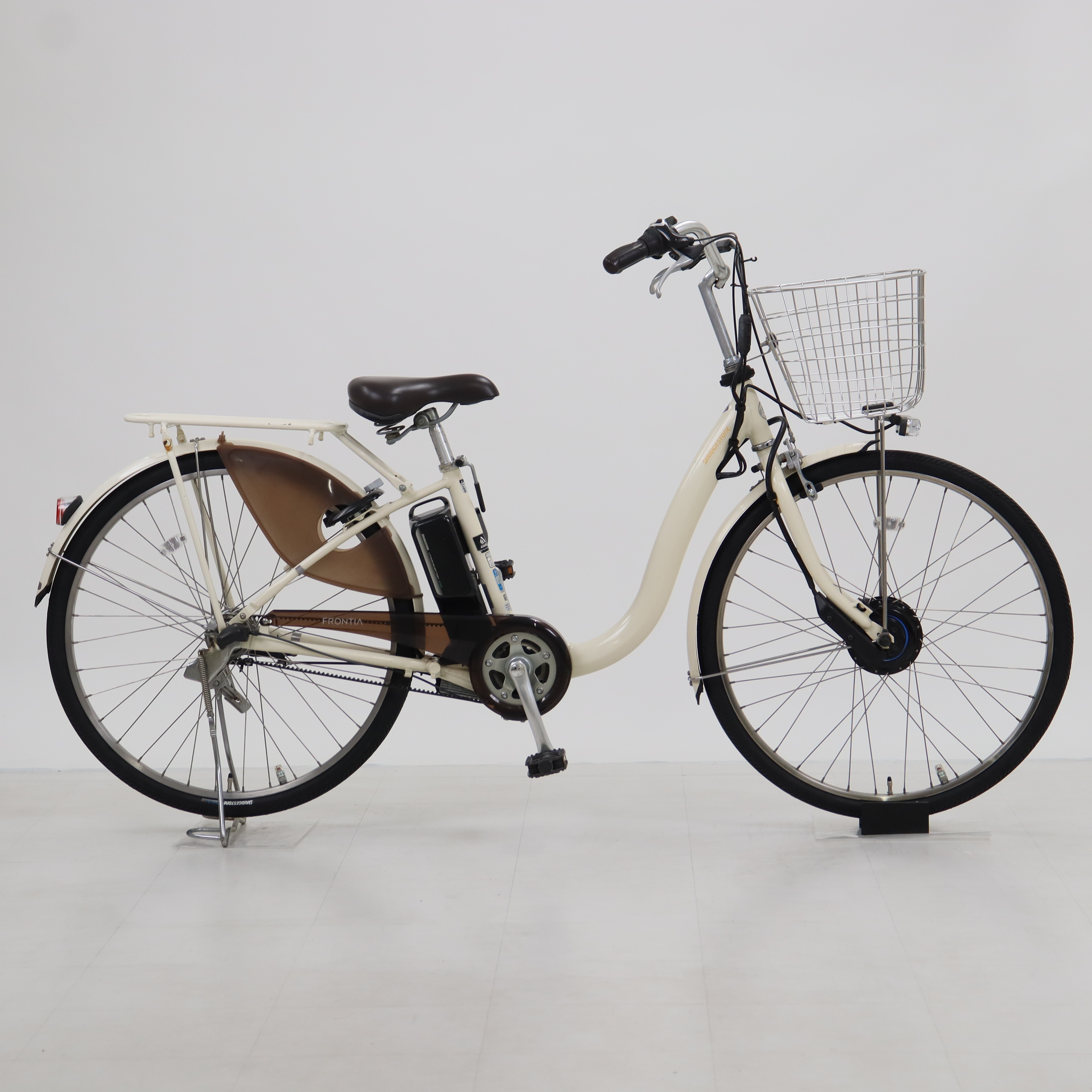 ブリヂストン　フロンティアDX　F6DB42 2022年モデル　直接引き取り限定 リユース】フロンティアDX「F6DB42」26インチ 2022年モデル 電動自転車