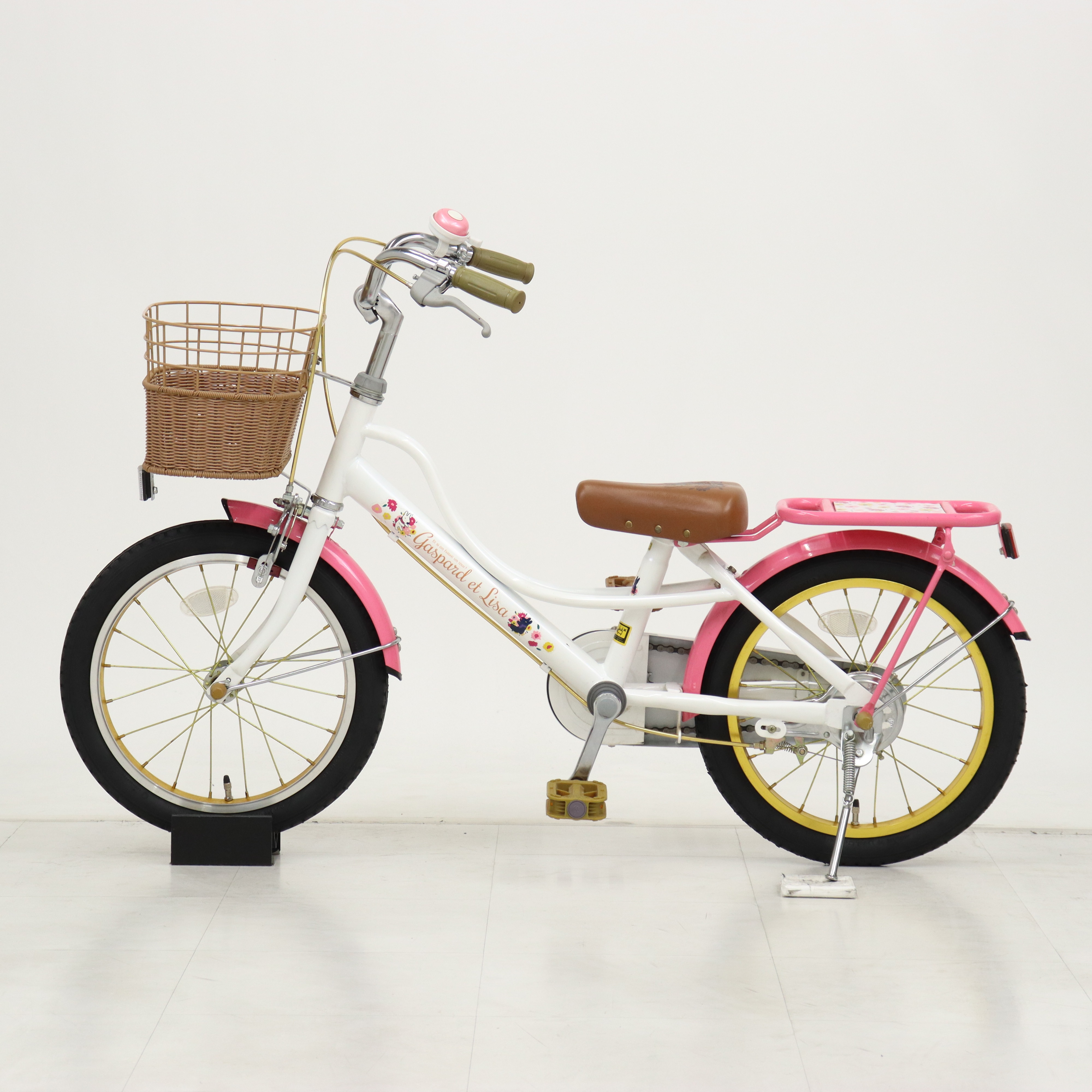 お話中　あさひ自転車　子供用自転車　リサアンドガスパール限定モデル リユース】リサとガスパール 16インチ 子供用 自転車