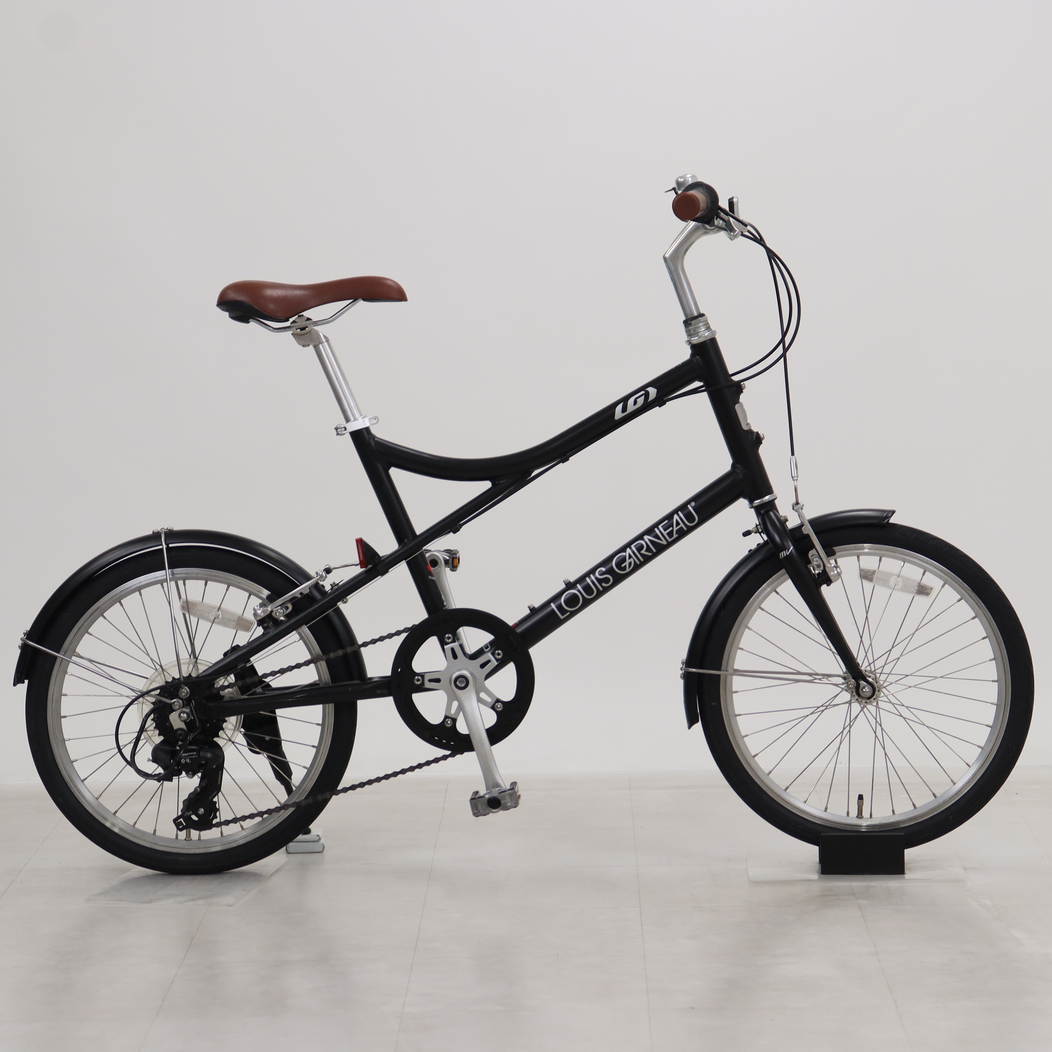 リユース】EASEL 7.0 -Q 20インチ 2025年モデル ミニベロ 自転車