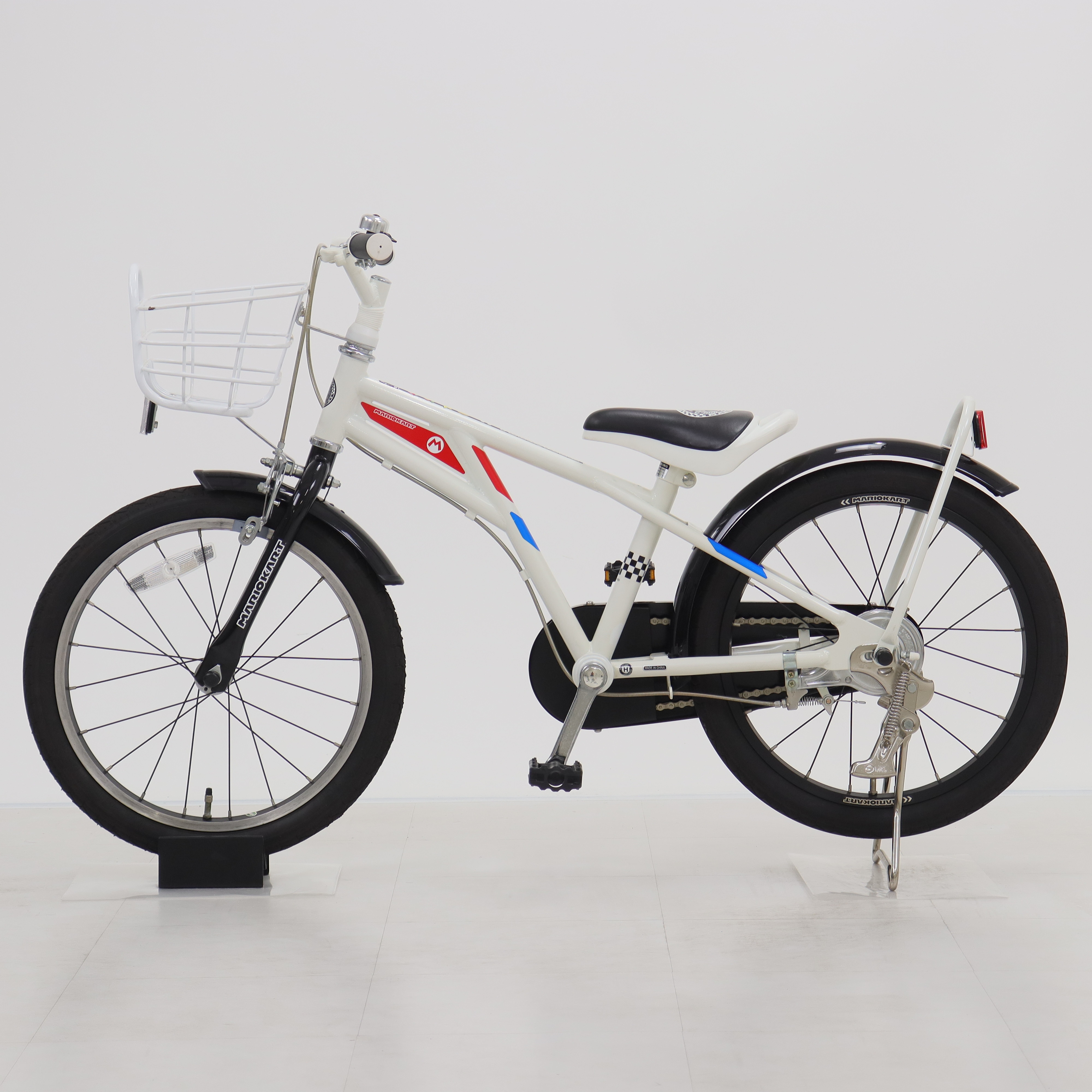 マリオ自動車18インチ 楽天市場】25日最大1200円OFFクーポンあり【送料無料】【東日本