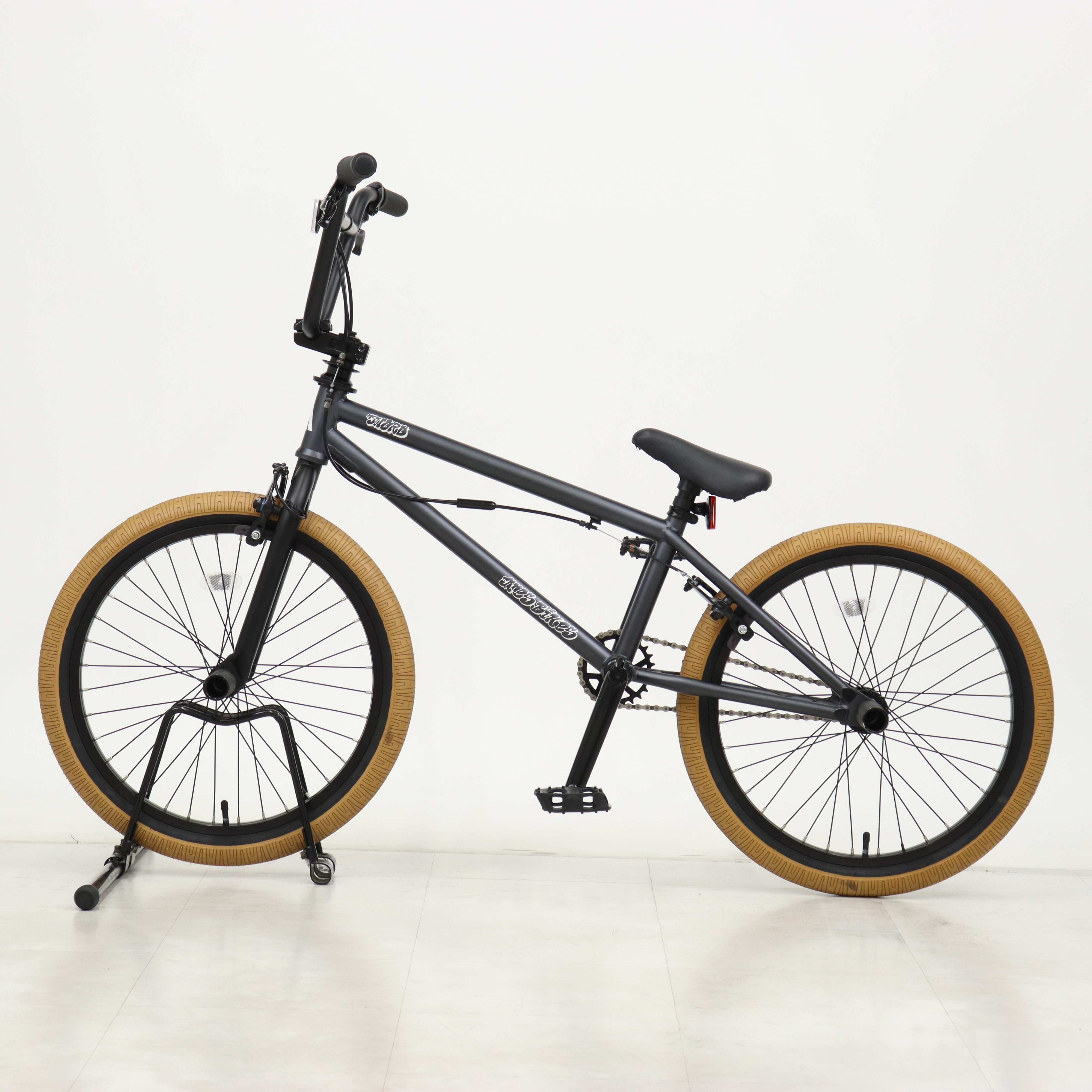 売れ筋介護用品も！ リユース】SWORD 自転車 BMX 19.5インチ 自転車本体