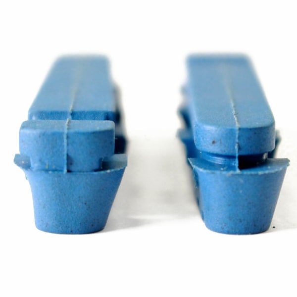 467cl Pro カートリッジロードブレーキシュー 音鳴り防止と放熱効果に優れる穴あき3ブロック構造